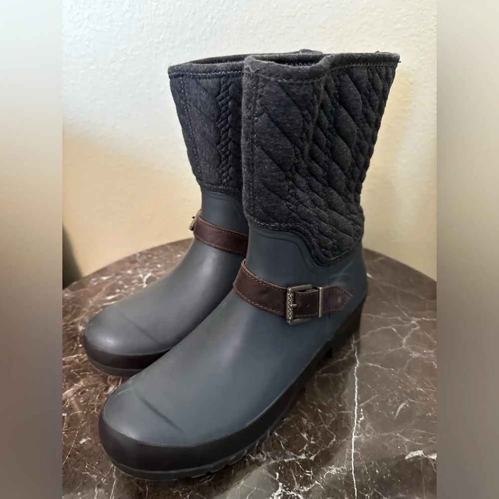 Sperry rubber and cloth winter and rain boots